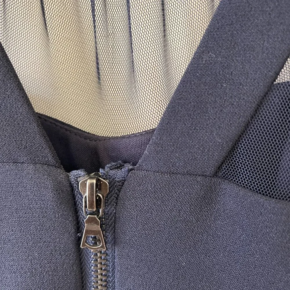 MAGGY LONDON Illusion Yoke Crepe Cocktail Dress in Navy 6 Petite - Picture 5 of 10